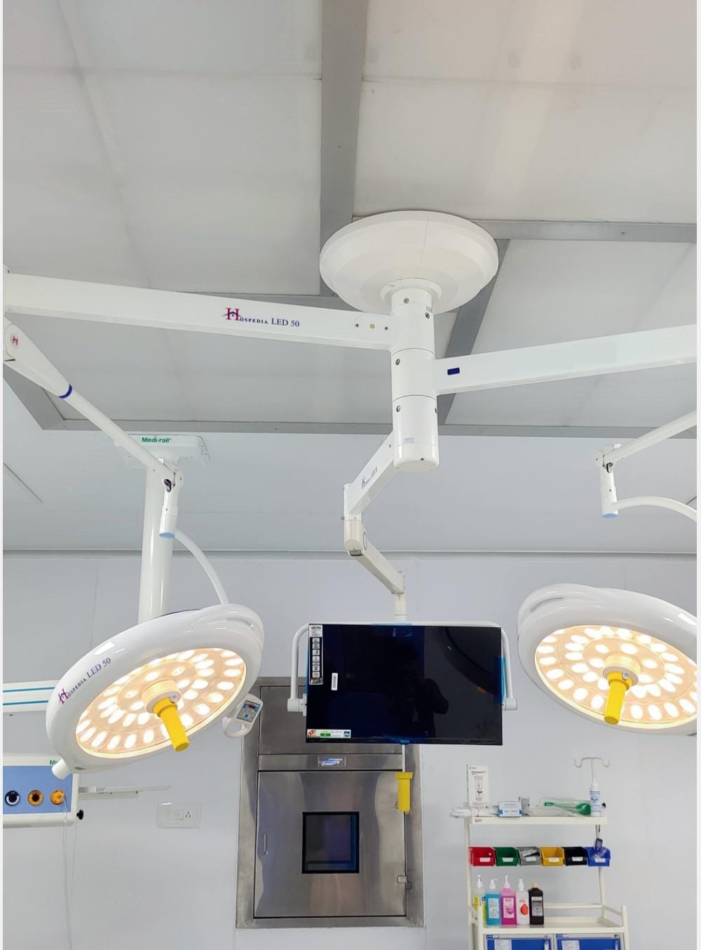 OT Light and OT Table